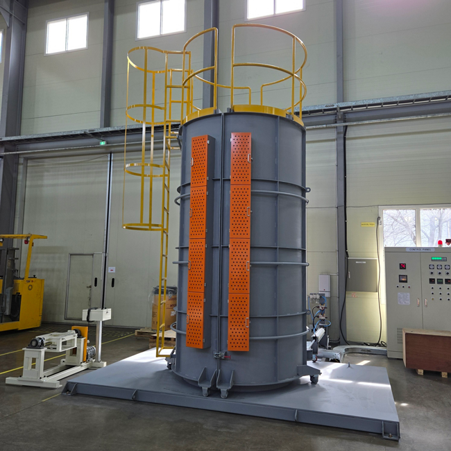 Electric Furnace with Platform